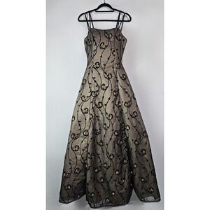 Coli Couture Black Gold Floral Beaded Prom Formal Gown Dress Size 8
